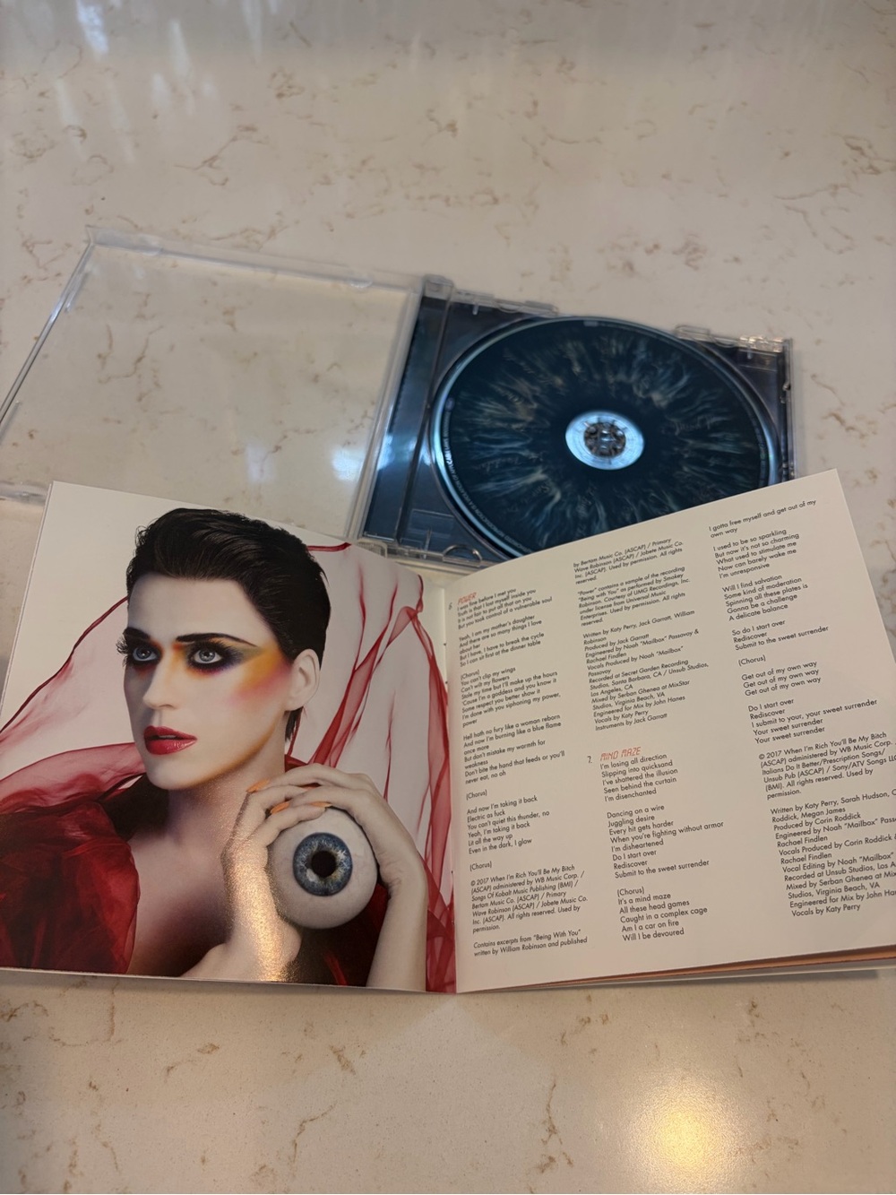 Katy Perry CD 💿 Witness - Picture 5 of 5